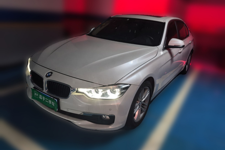 BMW 3 Series 2017 car image #2
