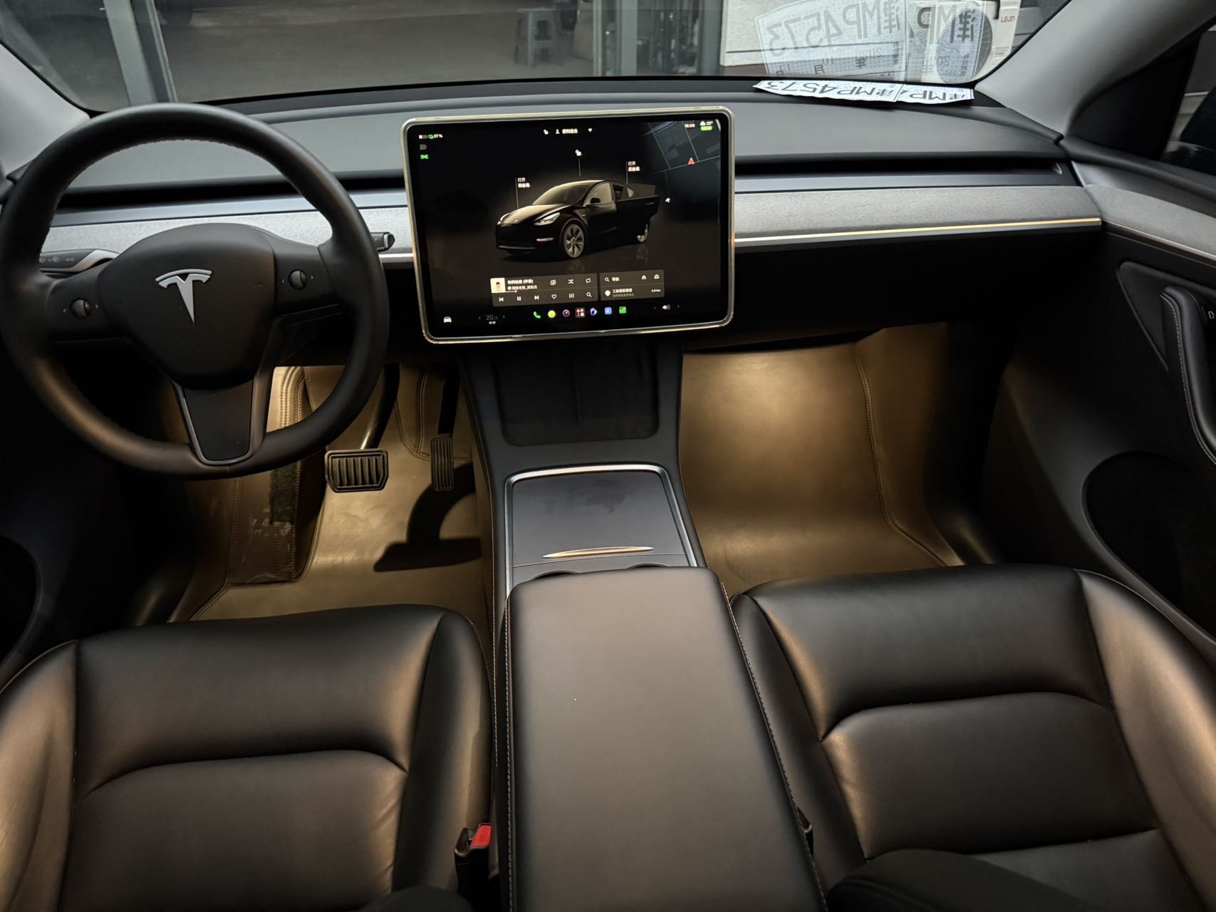 Tesla Model Y 2024 car image #8