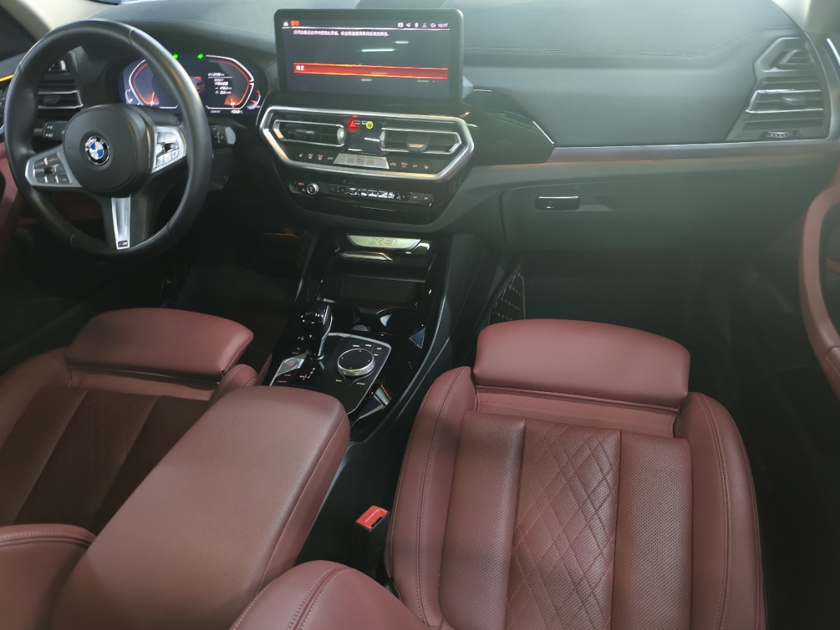 BMW X3 2024 car image #3