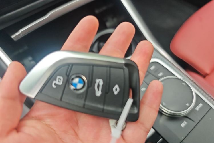 BMW 3 Series 2025 car image #10