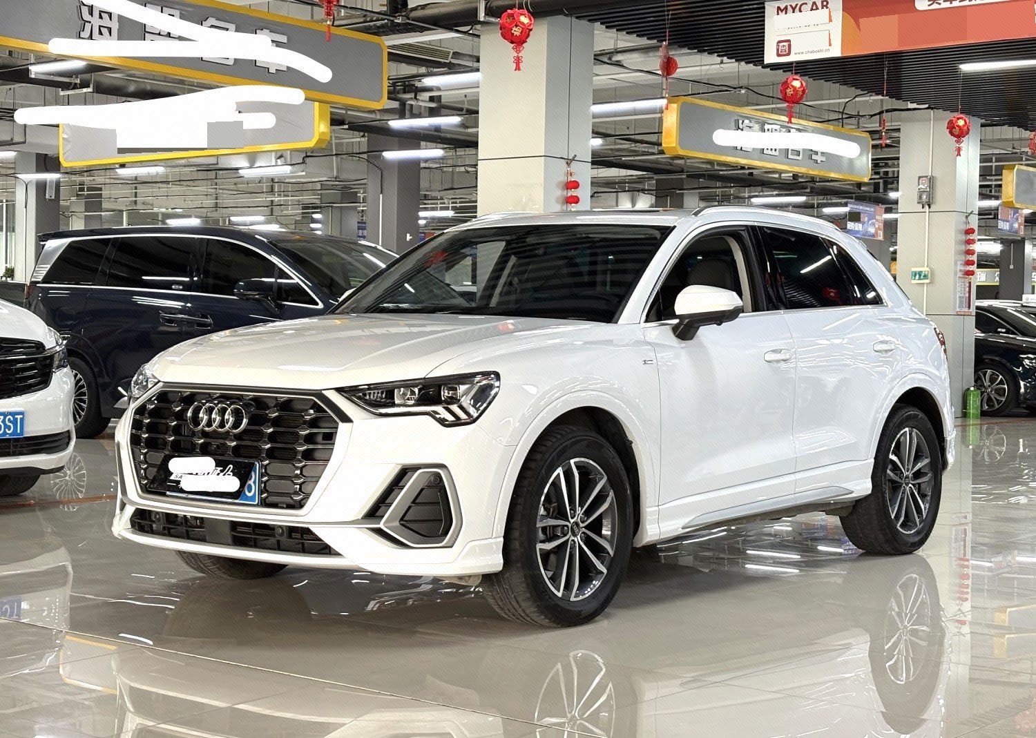 Audi Q3 2023 car image 