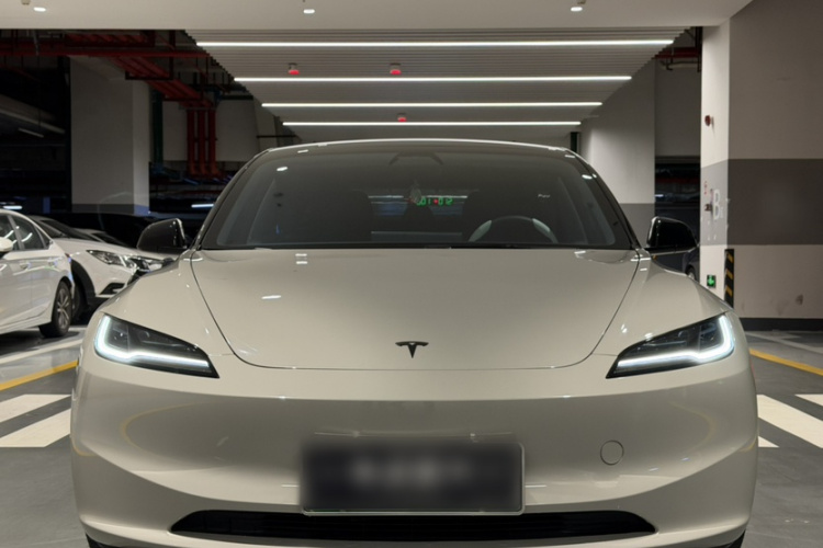Tesla Model 3 2024 #11 Tesla Model 3 2024 car image #11