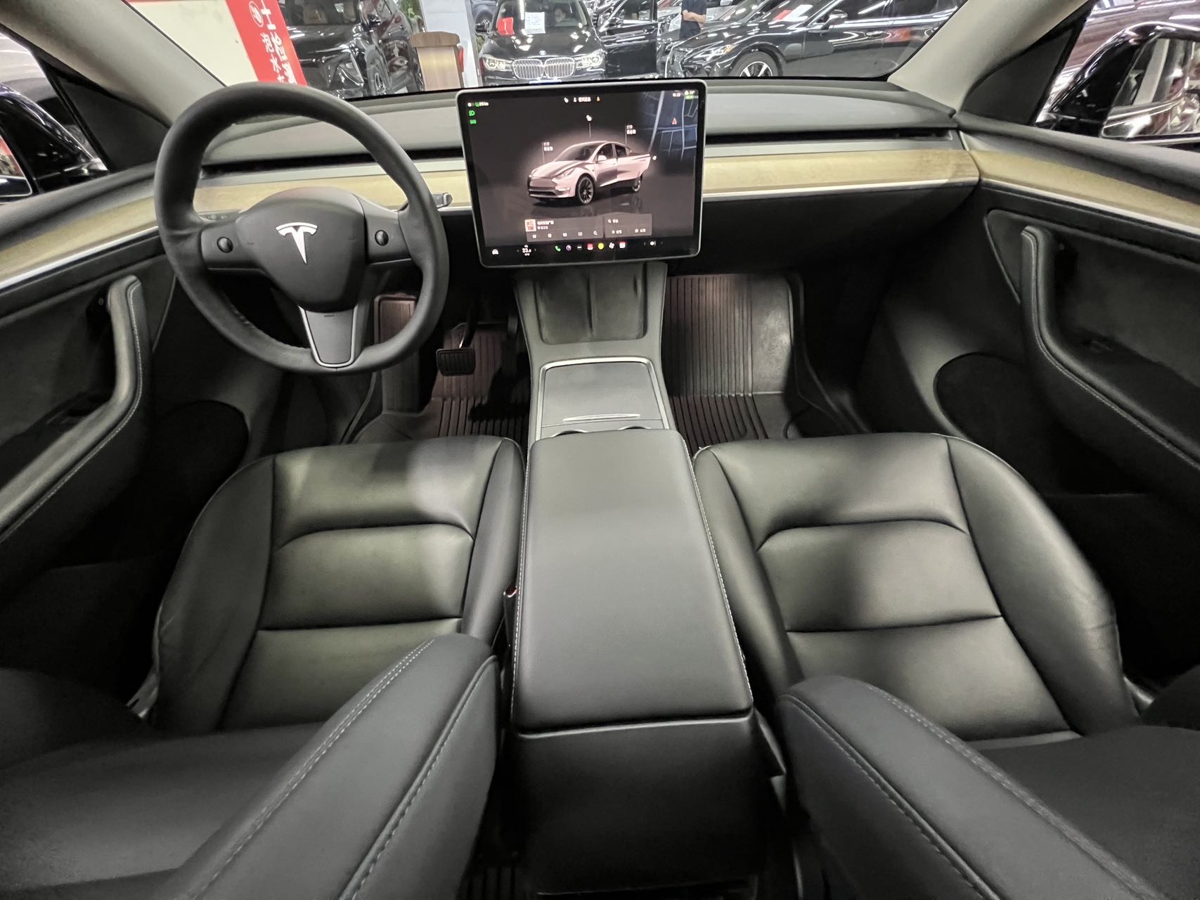 Tesla Model Y 2022 #19 Tesla Model Y 2022 car image #19