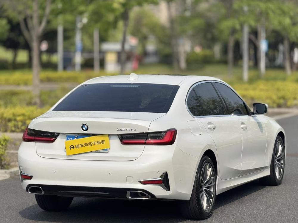 BMW 3 Series 2019 #6 BMW 3 Series 2019 immagine di auto #6