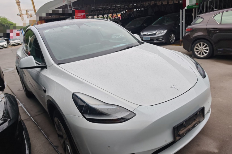 Tesla Model Y 2022 #4 Tesla Model Y 2022 car image #4