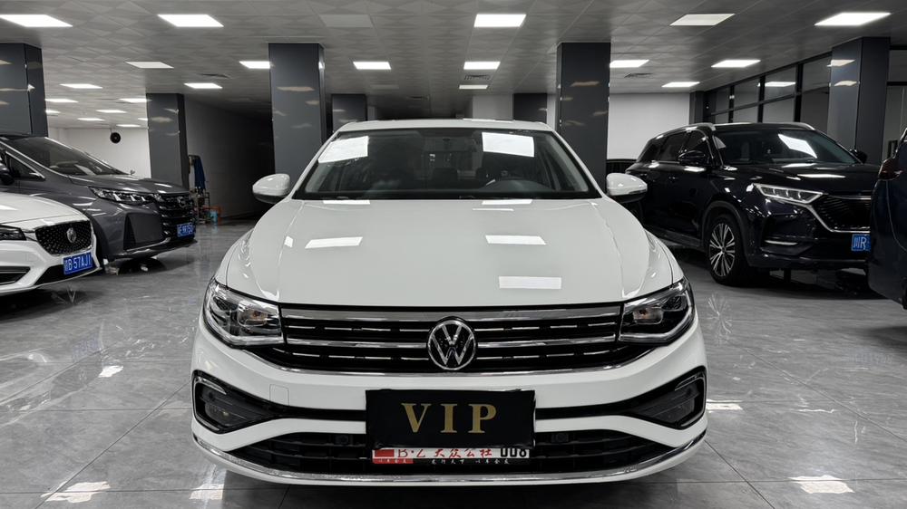 Volkswagen Bora 2023 #2 Volkswagen Bora 2023 صورة سيارة #2