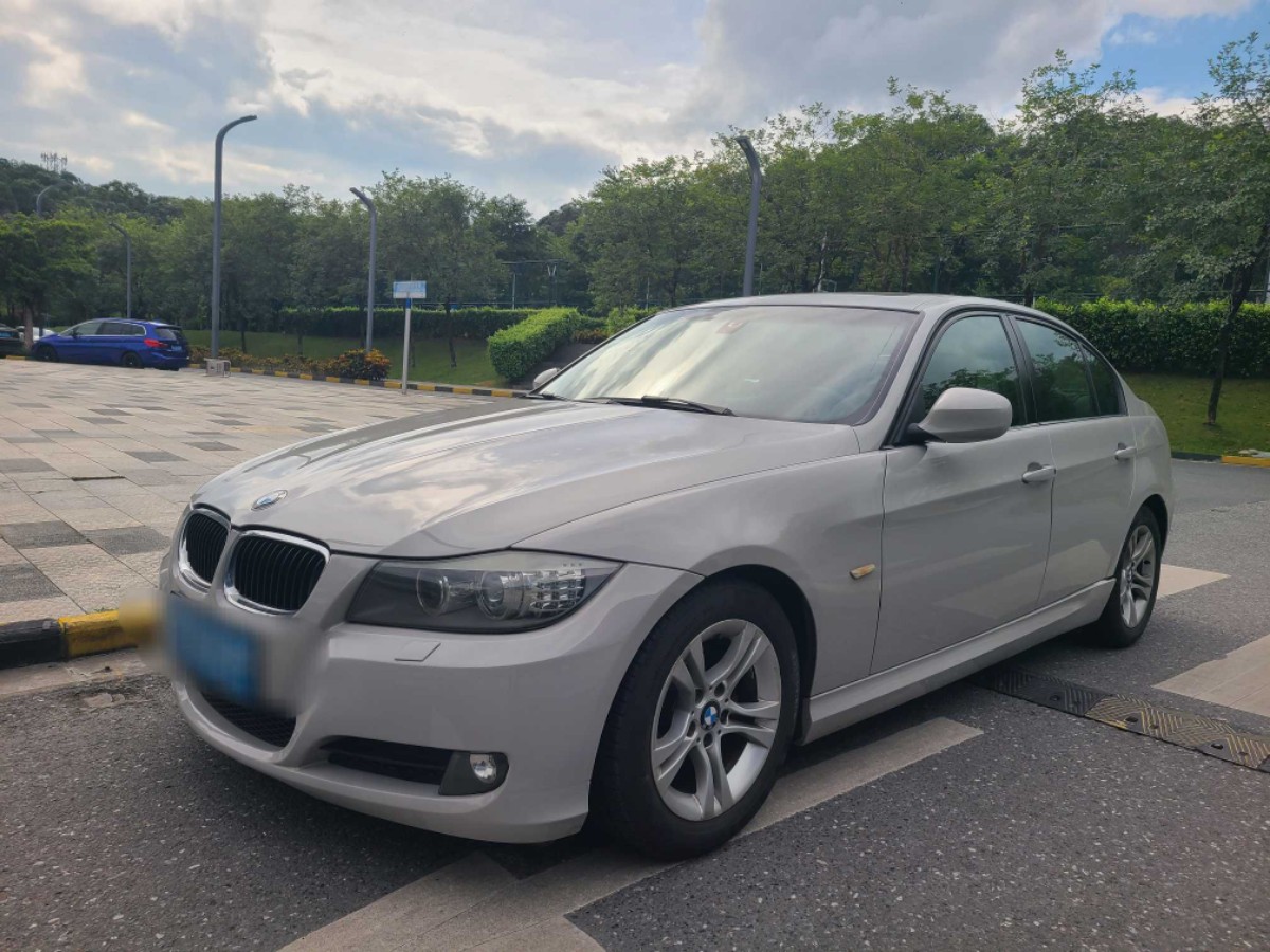 BMW 3 Series 2011 BMW 3 Series 2011 immagine di auto