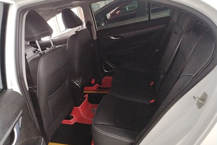 GEELY Emgrand 2021 #17 GEELY Emgrand 2021 immagine di auto #17