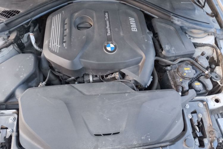 BMW 3 Series 2017 #22 BMW 3 Series 2017 car image #22
