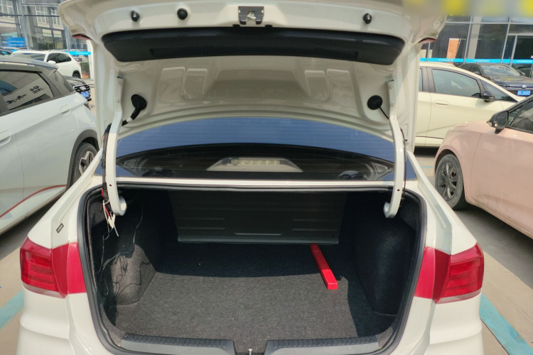 Volkswagen Santana 2019 car image #19