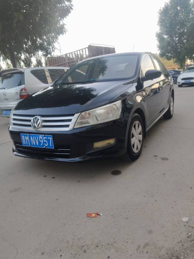Volkswagen Santana 2013 car image 