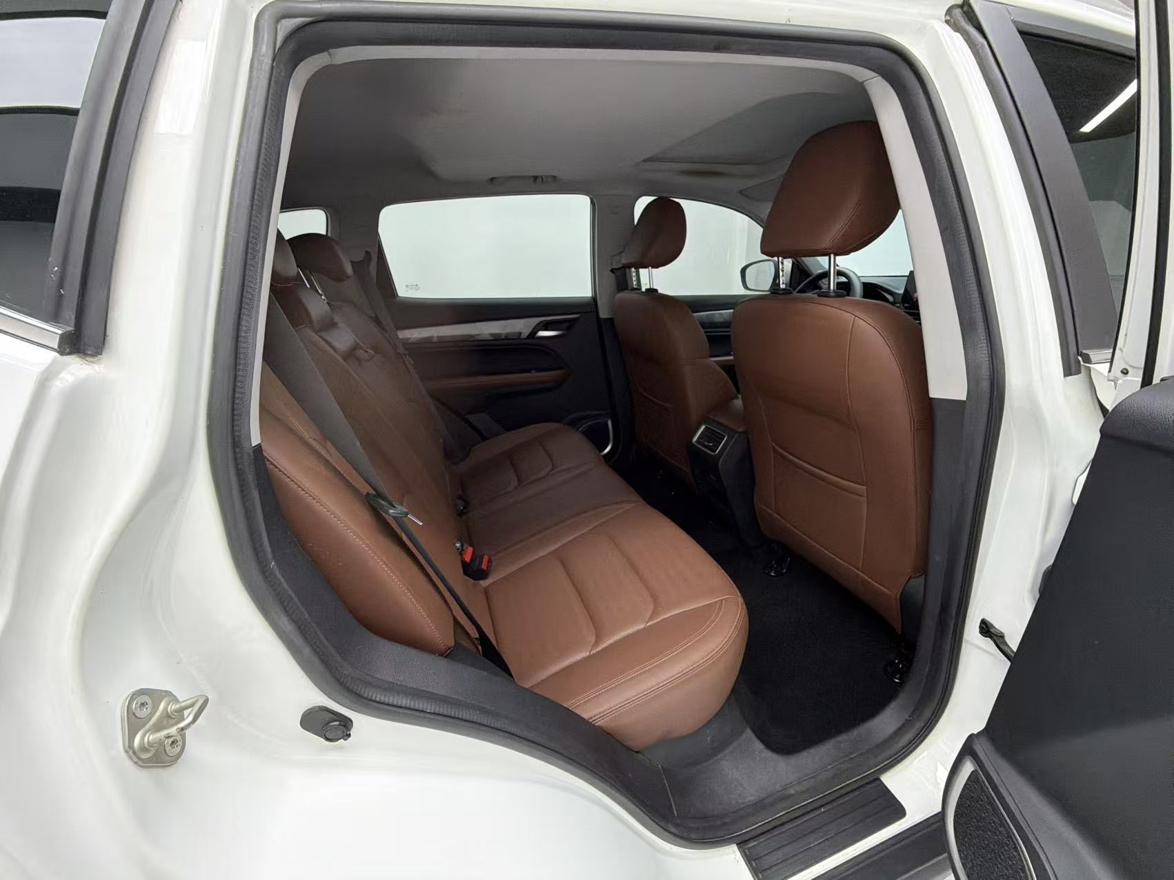 GEELY Vision X6 2022 car image #15