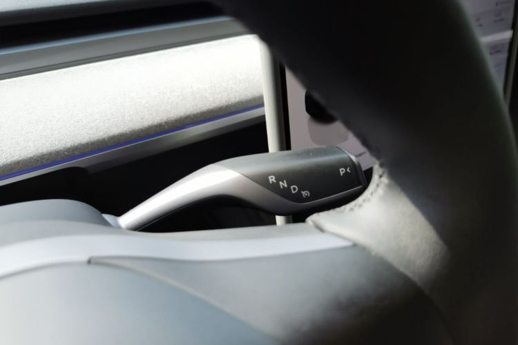 Tesla Model Y 2024 #14 Tesla Model Y 2024 immagine di auto #14