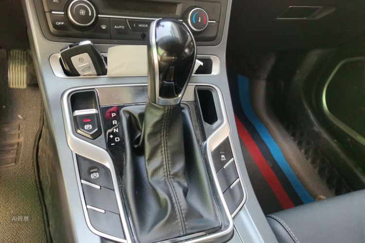 GEELY Emgrand 2020 #16 GEELY Emgrand 2020 car image #16