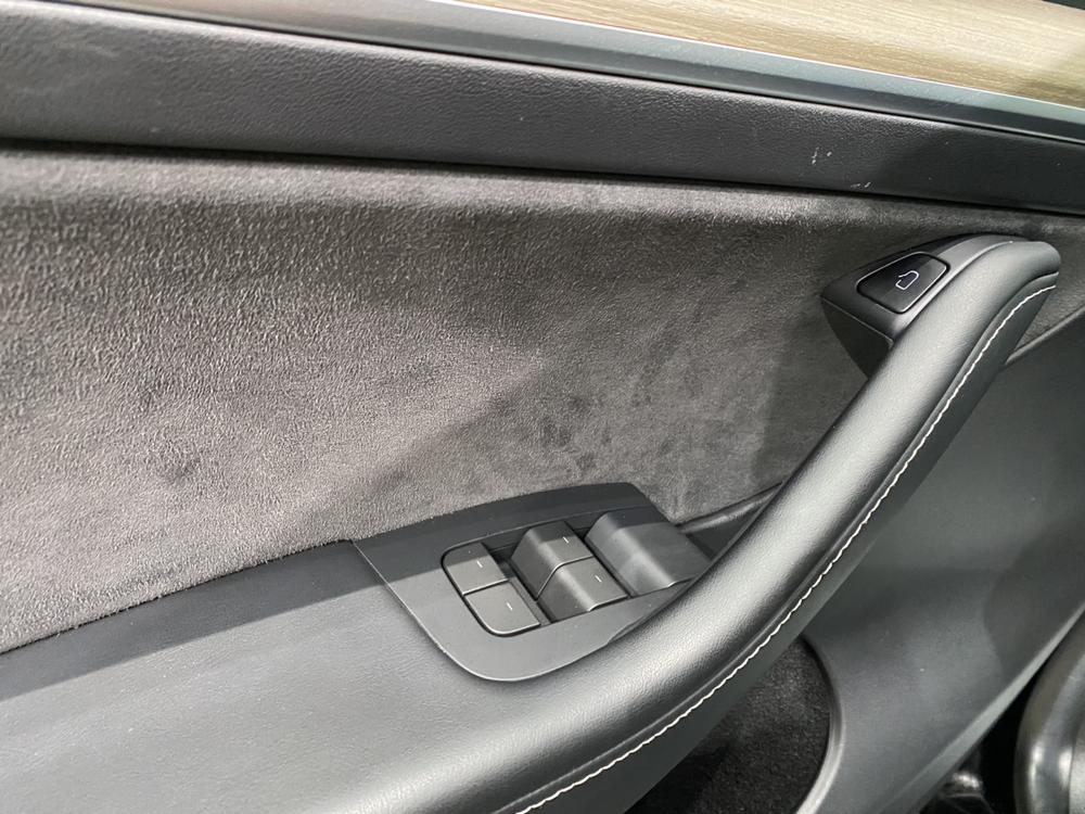 Tesla Model Y 2023 #30 Tesla Model Y 2023 car image #30