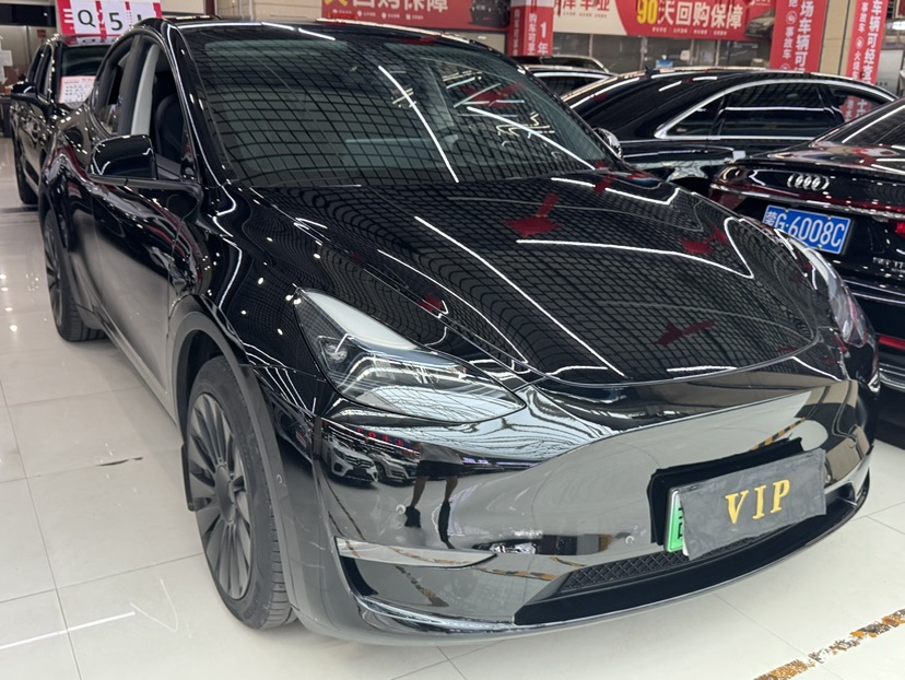 Tesla Model Y 2022 #2 Tesla Model Y 2022 car image #2