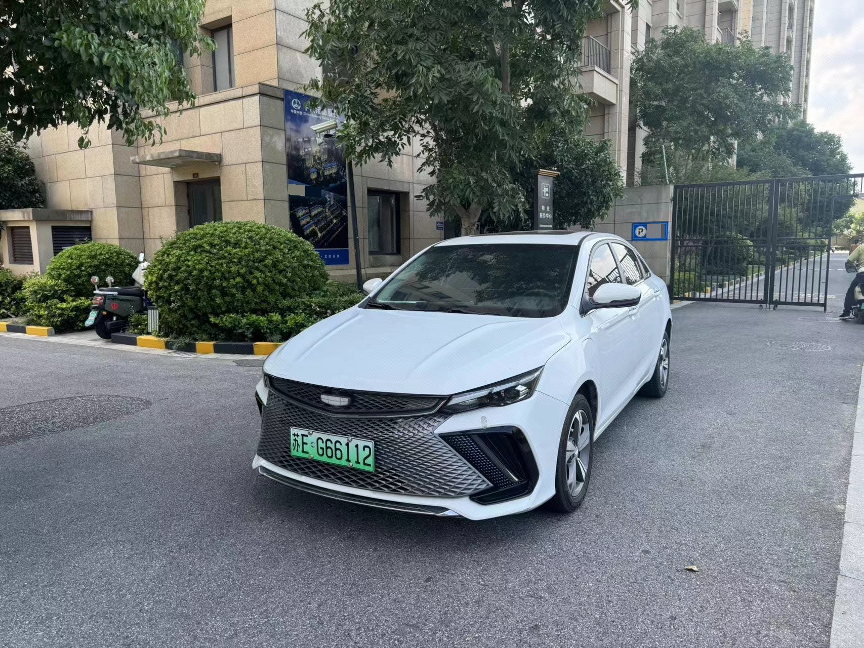 2022 2022 car image