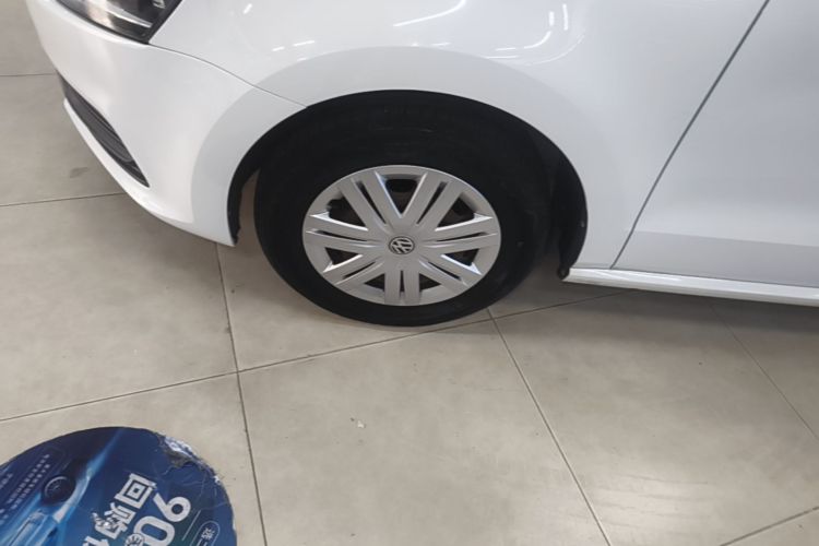 Volkswagen Polo 2017 #9 Volkswagen Polo 2017 car image #9