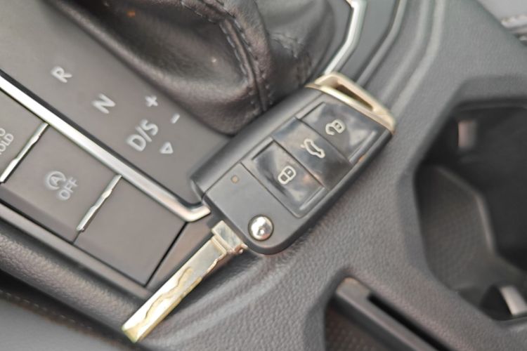 Volkswagen Lavida 2023 car image #14