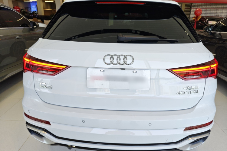 Audi Q3 2024 image de voiture #6