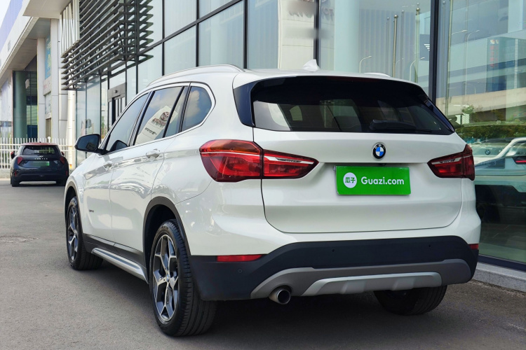 BMW X1 2018 #5 BMW X1 2018 car image #5