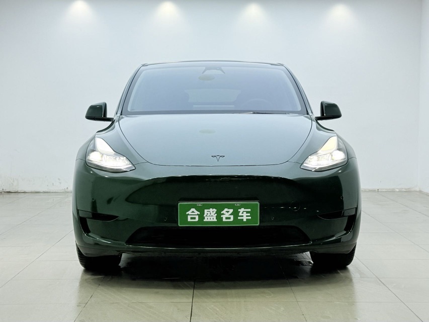 Tesla Model Y 2023 #2 Tesla Model Y 2023 car image #2