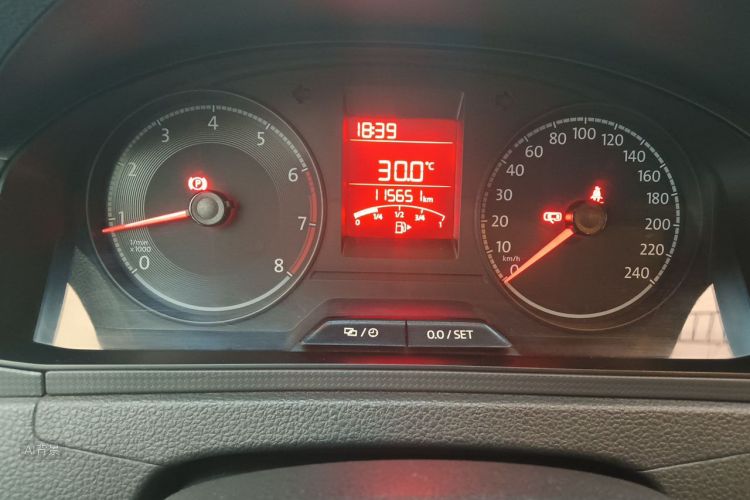 Volkswagen Santana 2019 car image #13