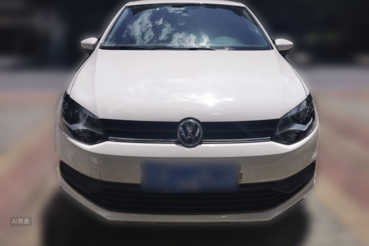 Volkswagen Polo 2015 car image #3