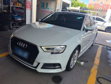 Audi A3 2019 car image 