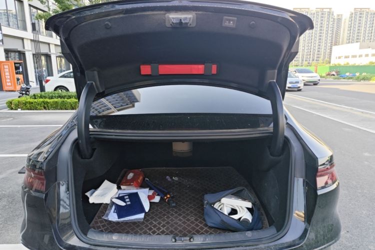 BYD Han 2024 car image #19