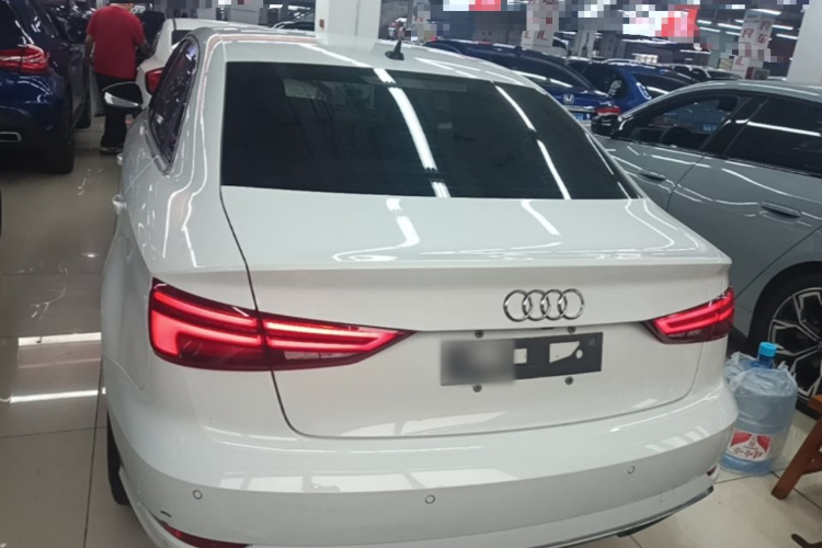 Audi A3 2019 #6 Audi A3 2019 car image #6