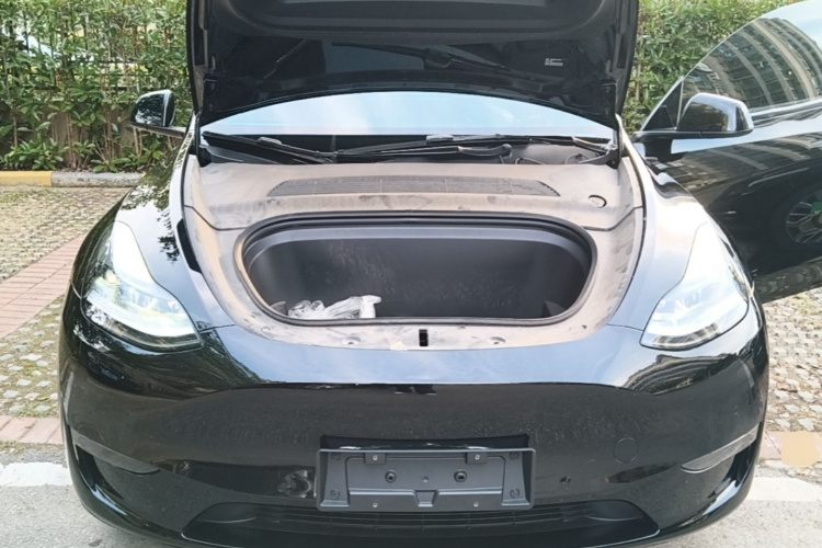 Tesla Model Y 2023 #20 Tesla Model Y 2023 immagine di auto #20