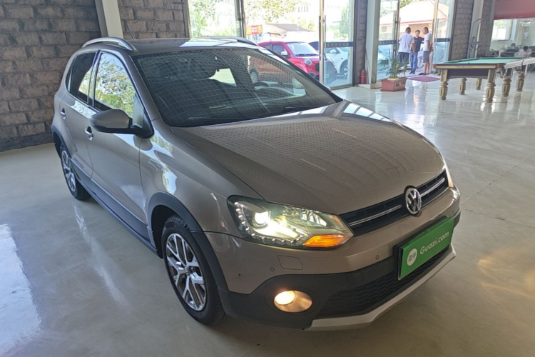 Volkswagen Polo 2017 car image #4