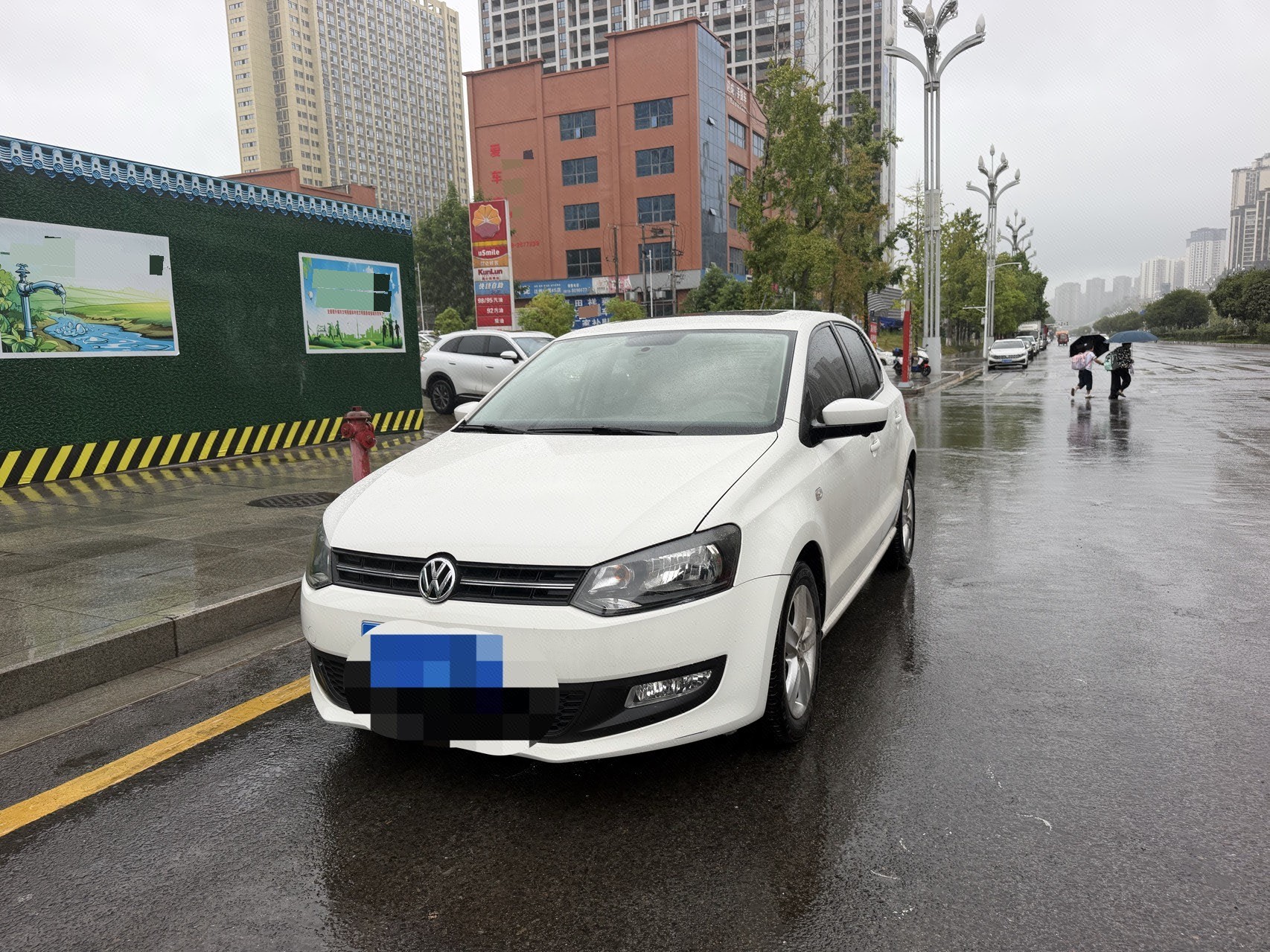 Volkswagen Polo 2012 car image 