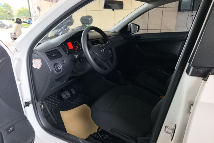 Volkswagen Santana 2018 #16 Volkswagen Santana 2018 car image #16