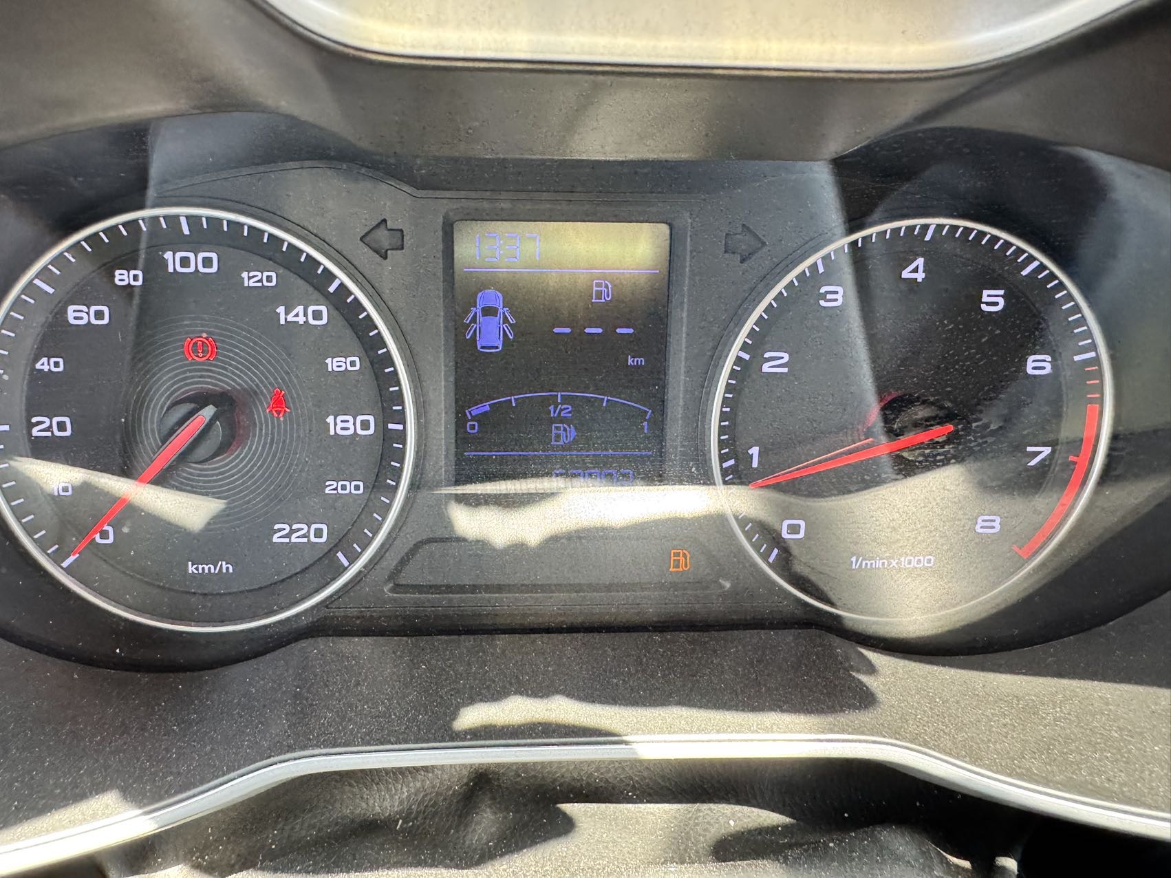 MG ZS 2019 #8 MG ZS 2019 car image #8