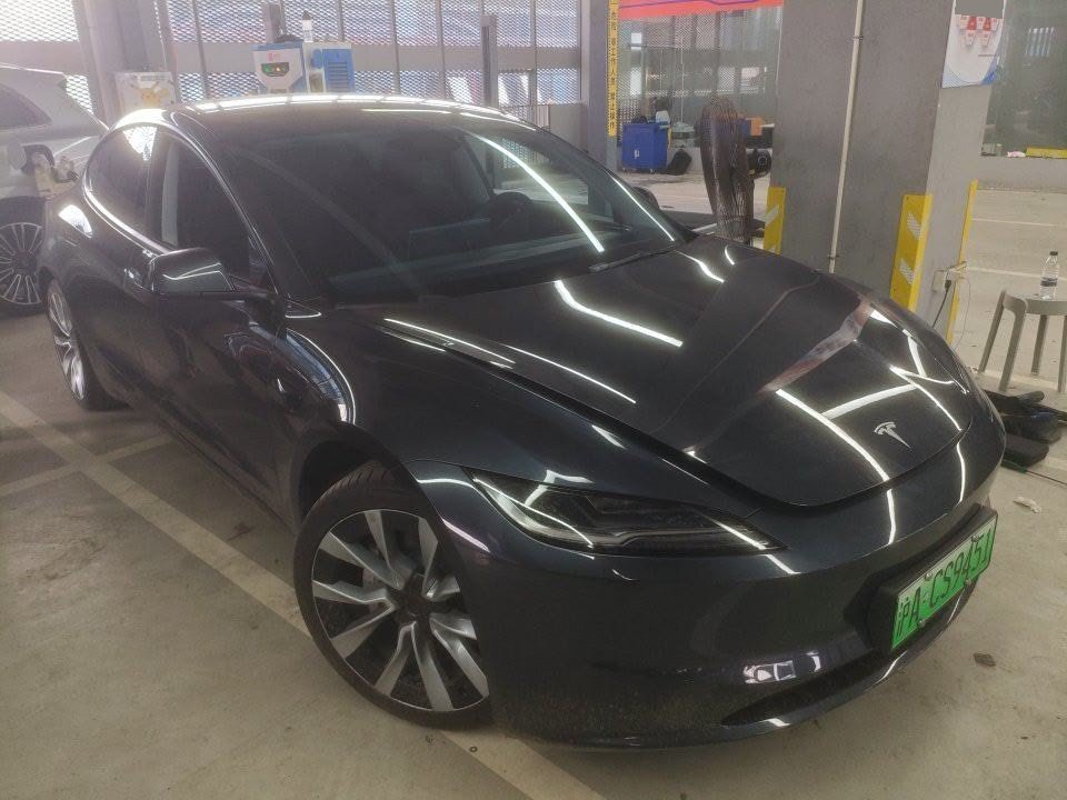 Tesla Model 3 2024 #2 Tesla Model 3 2024 صورة سيارة #2