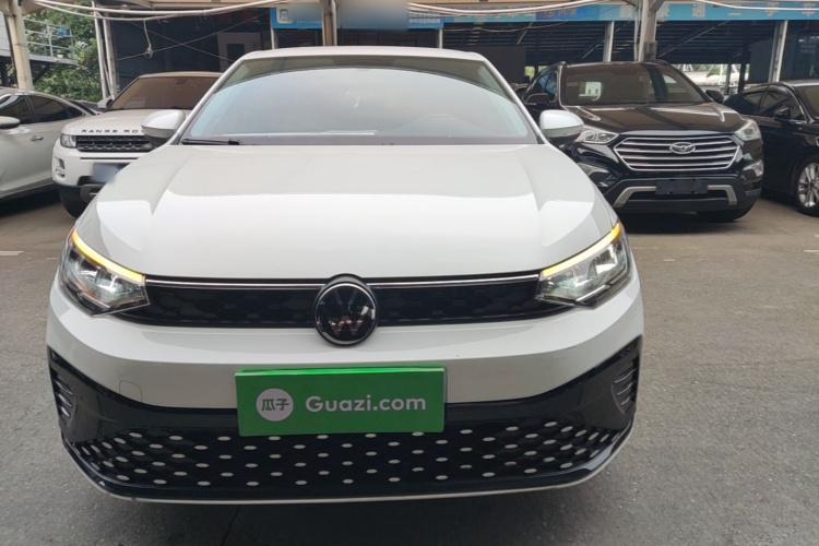 Volkswagen Lavida 2025 car image #3