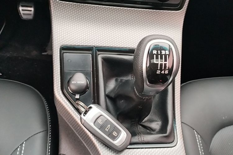 GEELY Emgrand GS 2017 #14 GEELY Emgrand GS 2017 imagen de coche #14