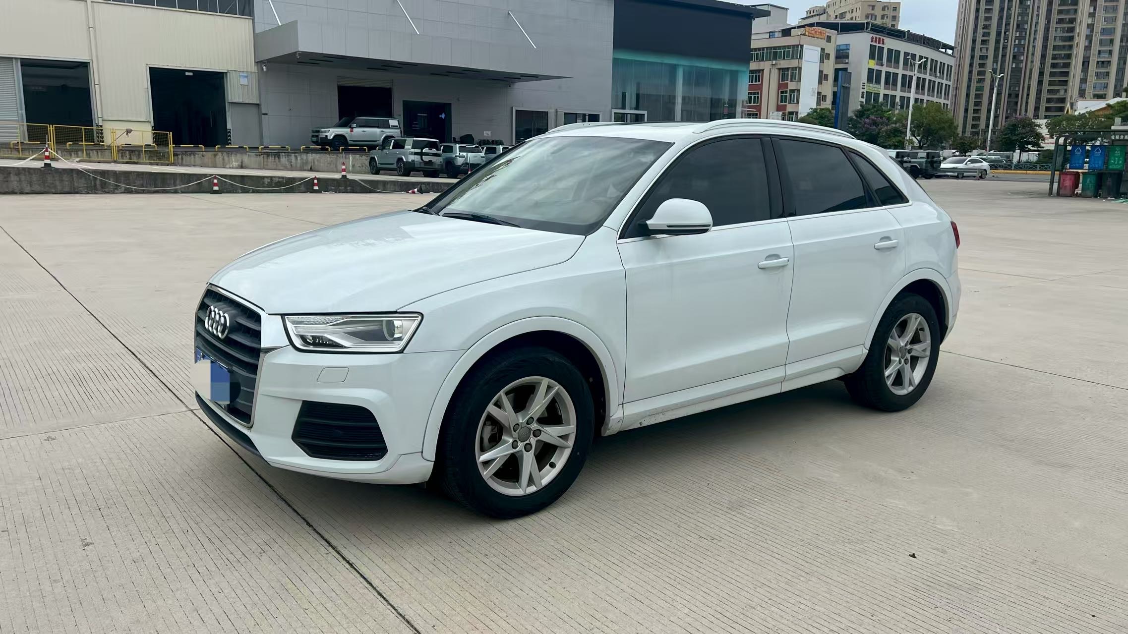 Audi Q3 2017 #2 Audi Q3 2017 car image #2