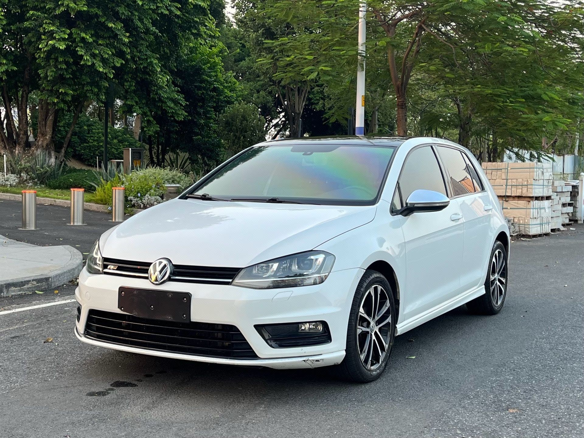 Volkswagen Golf 2016 Volkswagen Golf 2016 صورة سيارة