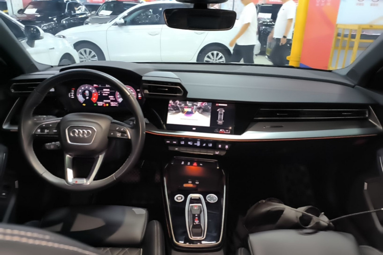 Audi A3 2025 immagine di auto #10