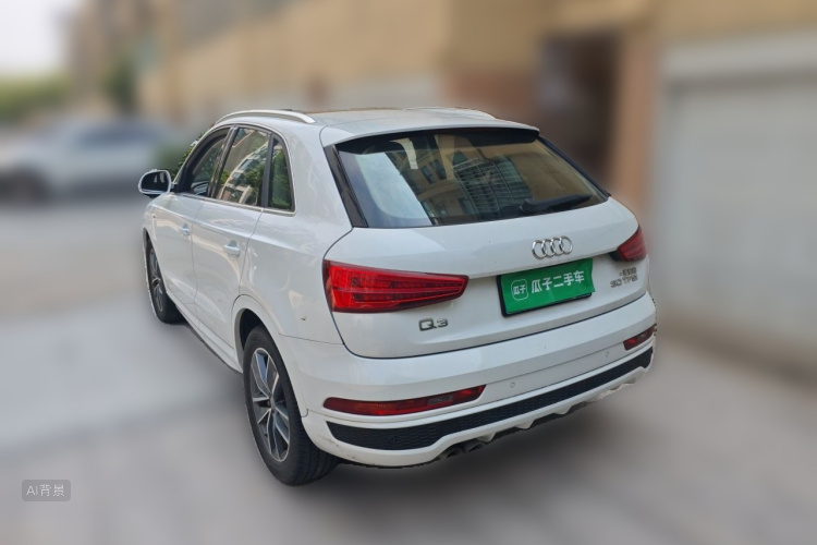 Audi Q3 2019 car image #5
