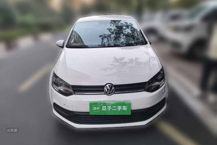 Volkswagen Polo 2019 car image #3