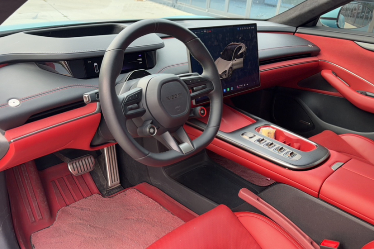 MI SU7 2024 imagen de coche #11