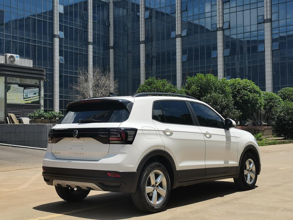 Volkswagen T-Cross 2021 #7 Volkswagen T-Cross 2021 car image #7