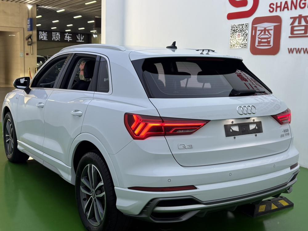 Audi Q3 2020 #4 Audi Q3 2020 car image #4