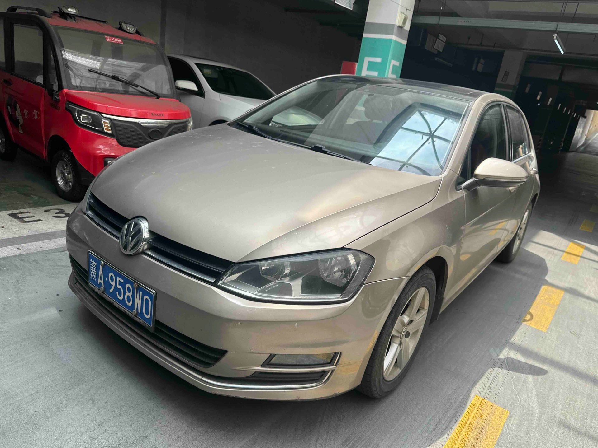 2016 2016 car image