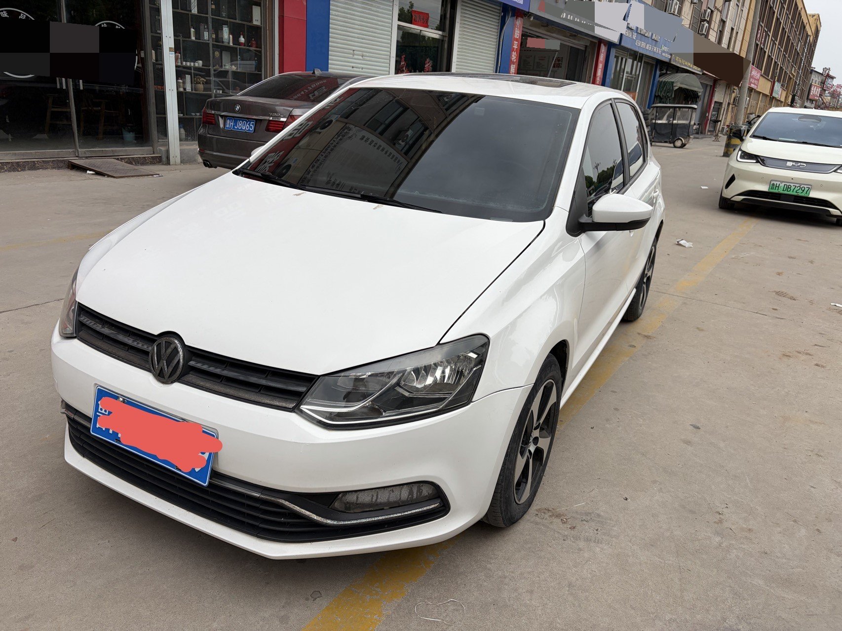 Volkswagen Polo 2019 car image 
