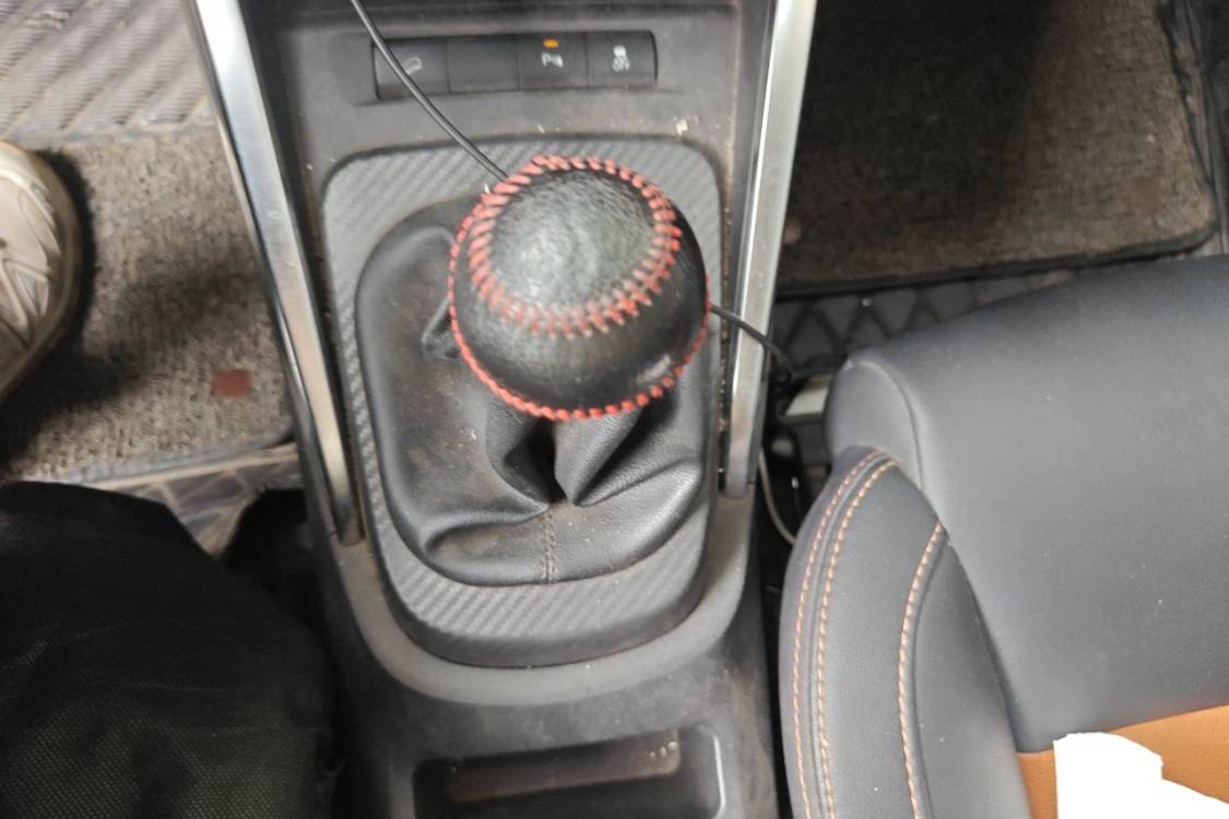 BYD Yuan 2016 #29 BYD Yuan 2016 car image #29